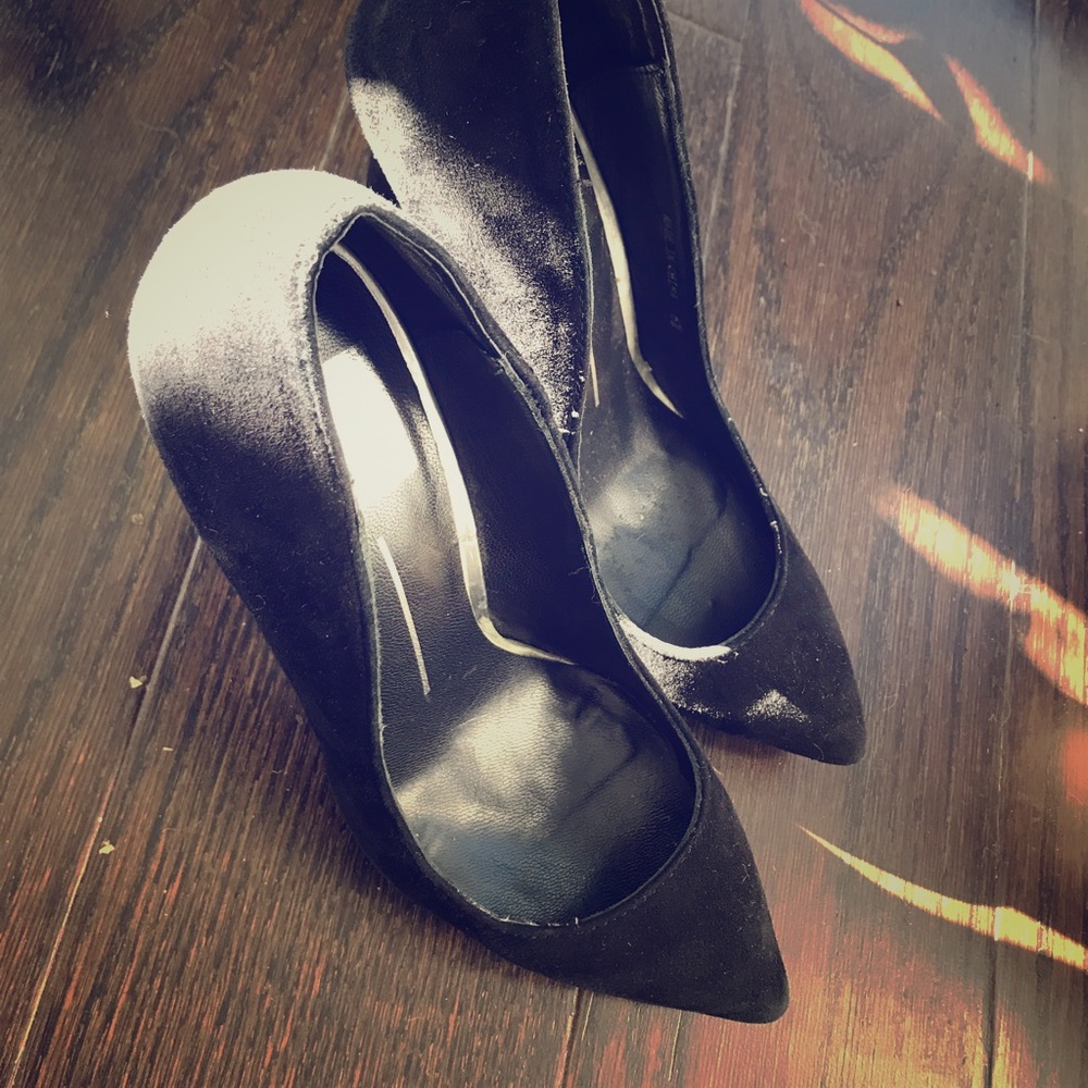 docle vita black pointed toe pumps